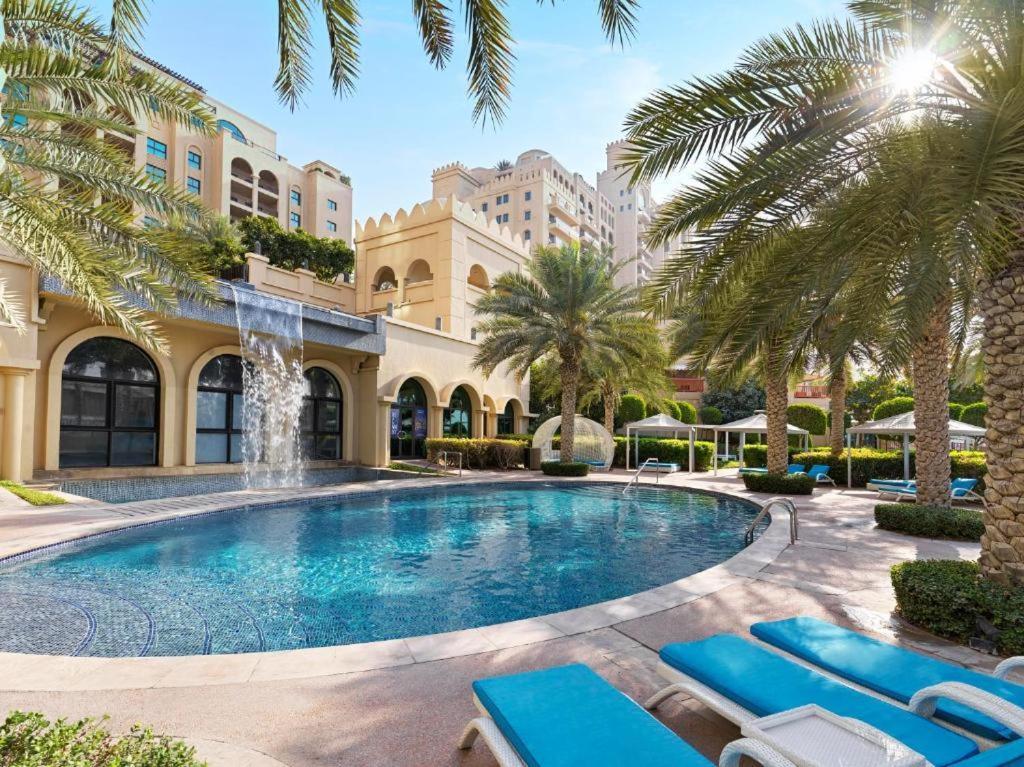 Stonetree - Elegant 2br With 1 Maids Apartment